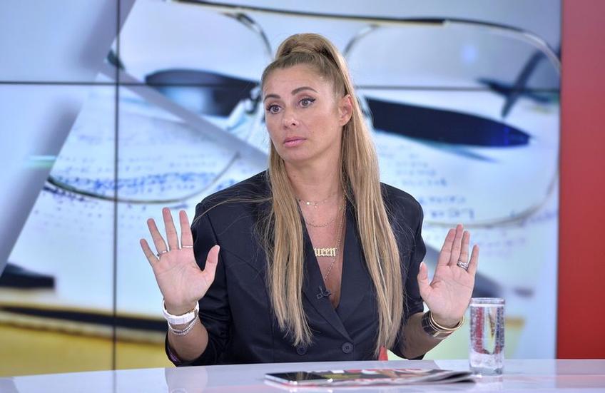 Anamaria Prodan speră să se răzbune pe Dennis Man (22 de ani) în justiție pentru ratarea „afacerii Parma”. Agentul crede că poate fi despăgubit și pentru încălcarea contractului avut cu jucătorul, și cu o parte din salariul fotbalistului.