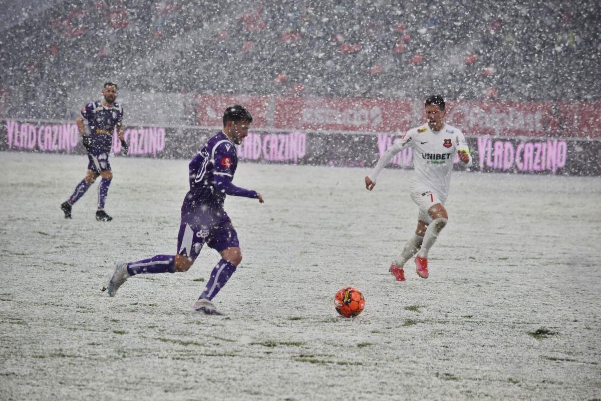 FOTO Hermannstadt - FC Argeș, ninsoare 04.02.2023