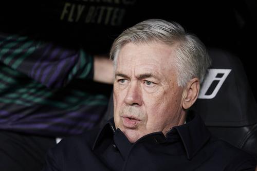 Carlo Ancelotti (63 de ani) este nemulțumit de modul în care au fost programate meciurile lui Real Madrid din această săptămână. / FOTO: Imago