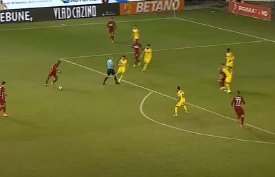 Petrolul îi reproșează lui Radu Petrescu altă fază decisivă din meciul cu CFR Cluj: „Ce cauți acolo? Parcă e prea mult contra noastră”