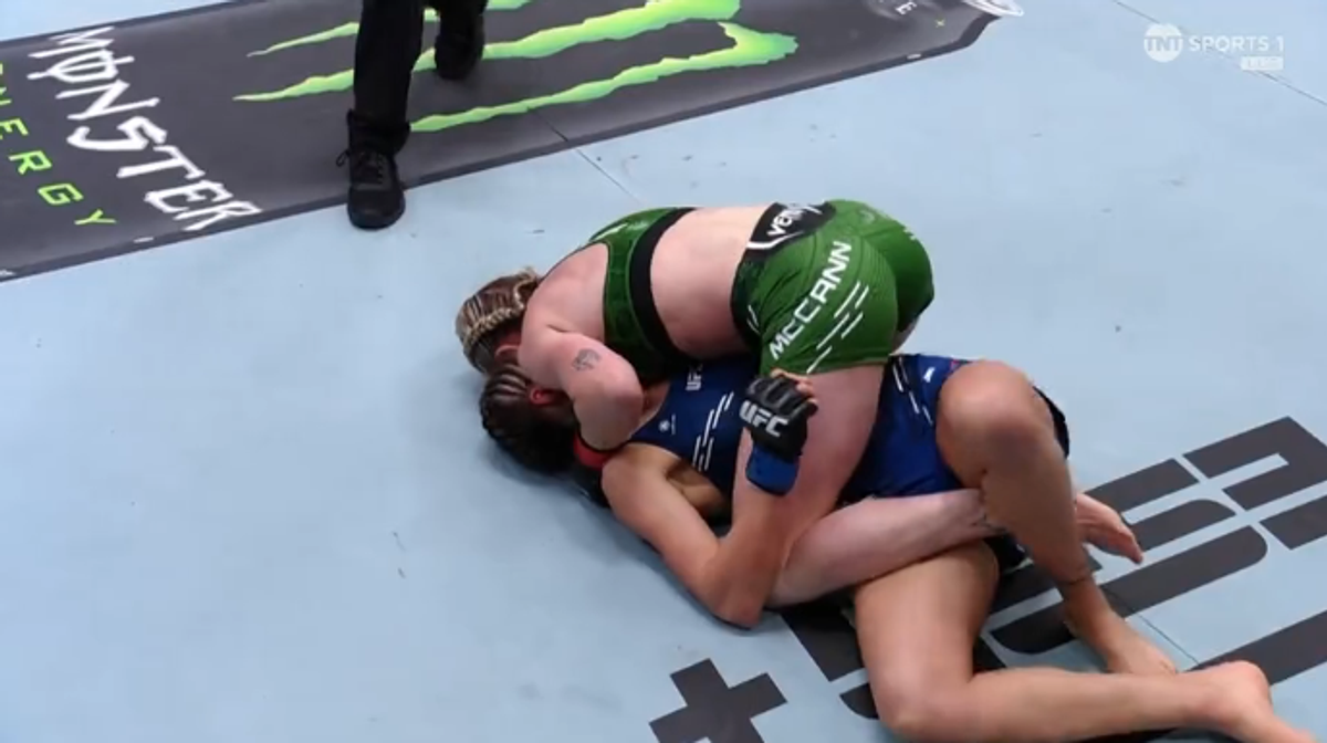 Diana Belbiță vs. Molly McCann (UFC Fight Night 235)