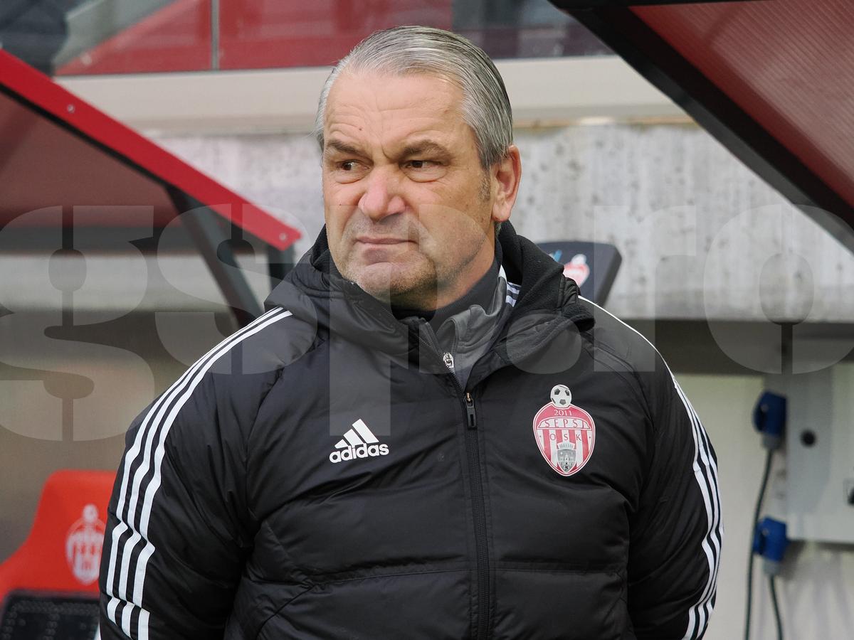 Depistat pozitiv după Sepsi - Universitatea Craiova » Clubul confirmă: „Am rămas fără cuvinte!”