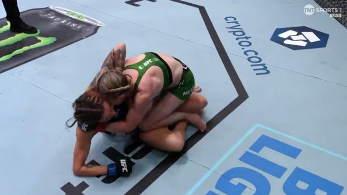 Diana Belbiță vs. Molly McCann (UFC Fight Night 235)