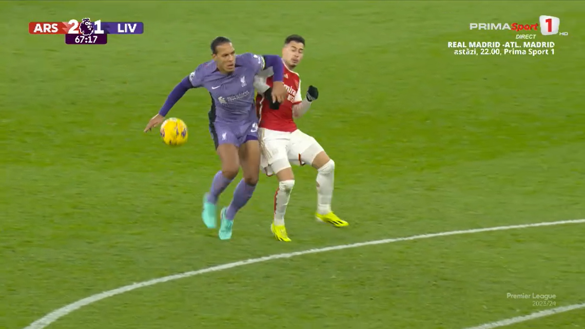 Gafa lui Alisson în Arsenal - Liverpool