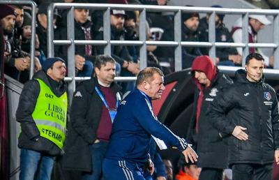 Rapid, reacție după derapajul rasist al lui Dorinel Munteanu: „Unii dintre acei «bronzați» te aplaudau cândva”