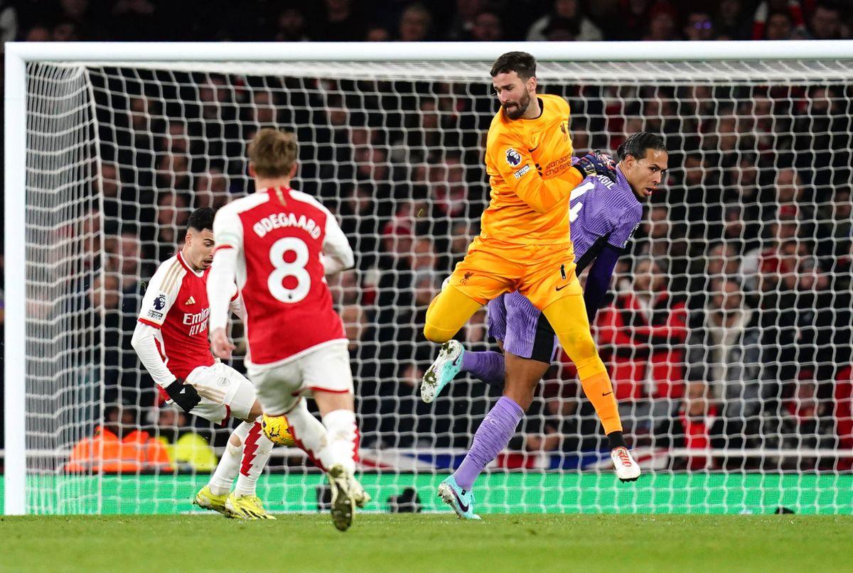 Gafe de cascadorii râsului în Arsenal - Liverpool » Ce a putut să facă Alisson