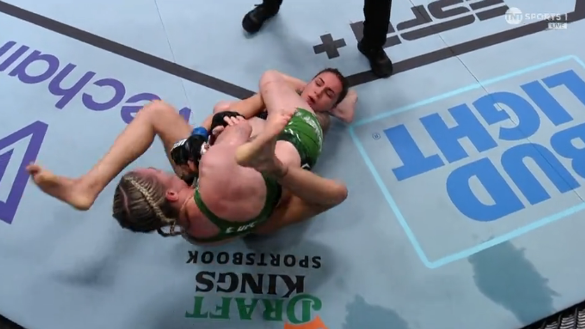 Diana Belbiță vs. Molly McCann (UFC Fight Night 235)