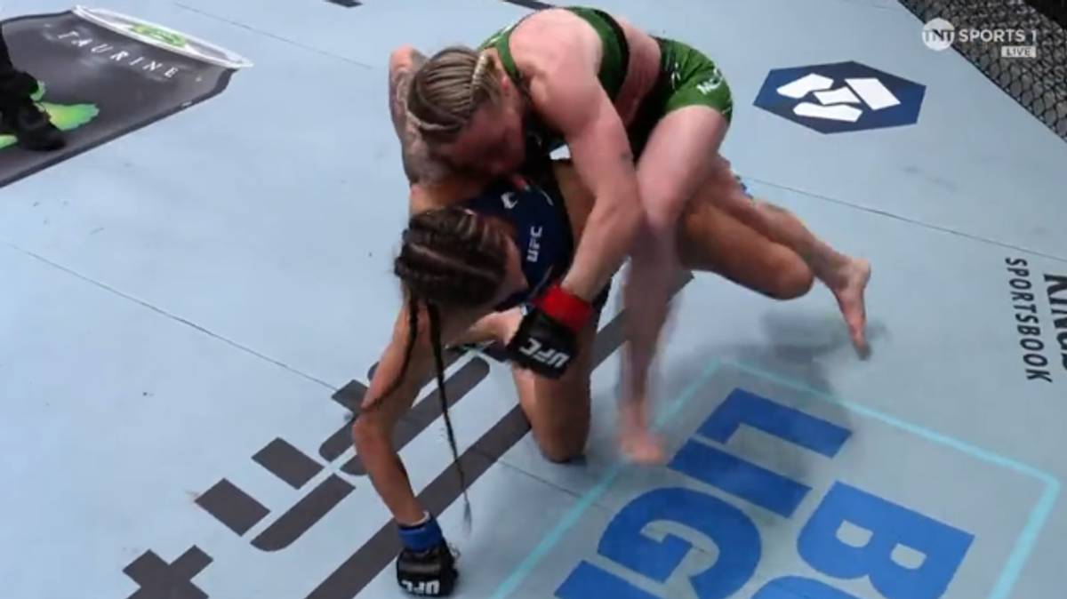 Diana Belbiță vs. Molly McCann (UFC Fight Night 235)
