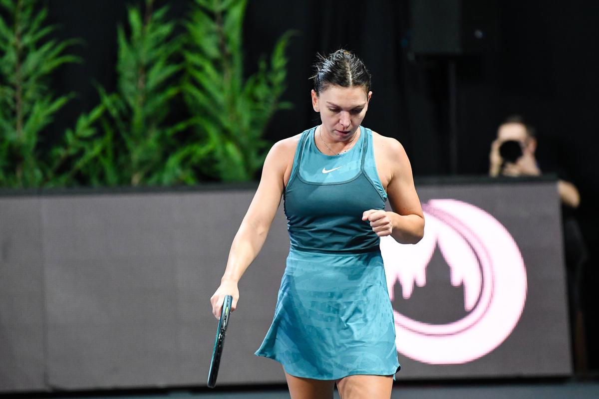 Simona Halep - Lucia Bronzetti