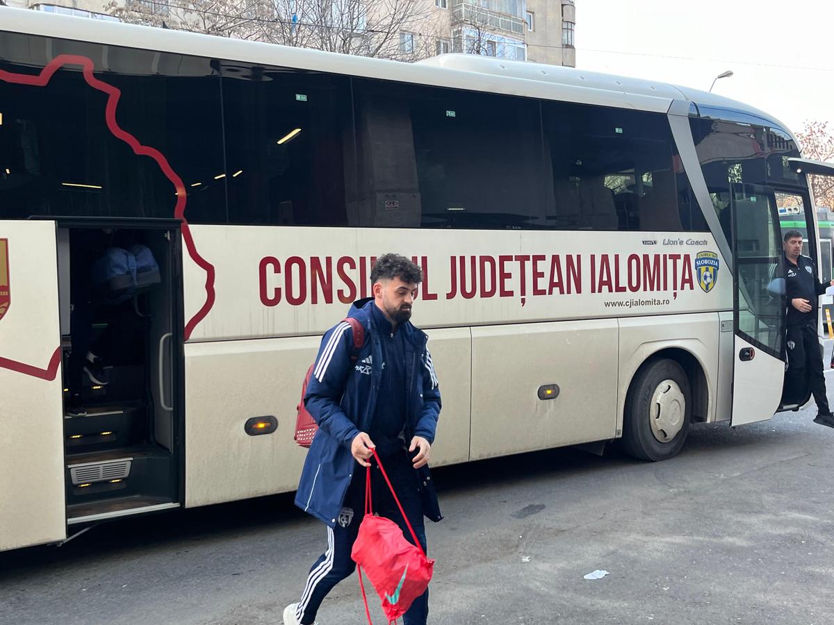 Rapid - Unirea Slobozia, imagini înainte de meci