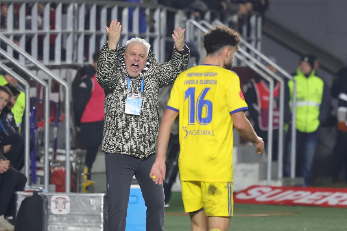 Schimbare Burmaz în Rapid - Slobozia