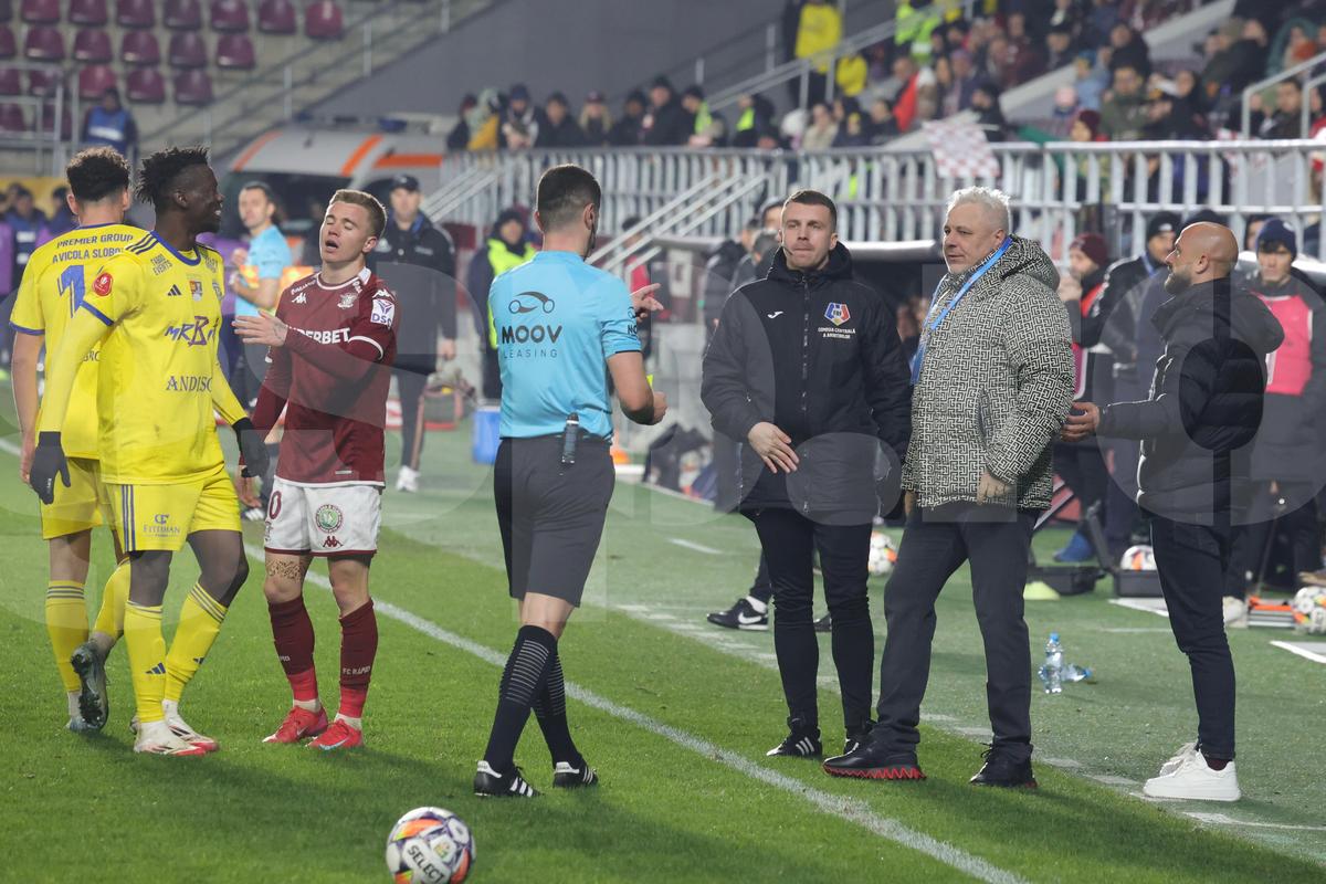 Marius Șumudică a primit un cartonaș galben / Foto: Ionuț Iordache GSP