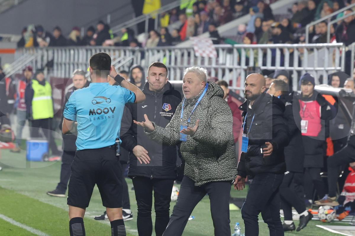 Marius Șumudică a primit un cartonaș galben / Foto: Ionuț Iordache GSP