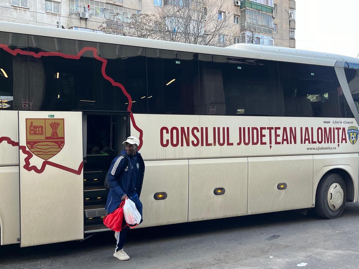 Rapid - Unirea Slobozia, imagini înainte de meci