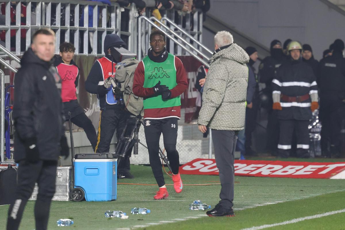 Schimbare Burmaz în Rapid - Slobozia