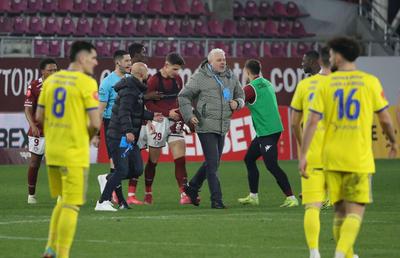 Momente INCREDIBILE în Giulești! Șumudică, sprint de 50 de metri după golul din prelungiri » Voicu a fugit să-l oprească, ce a urmat