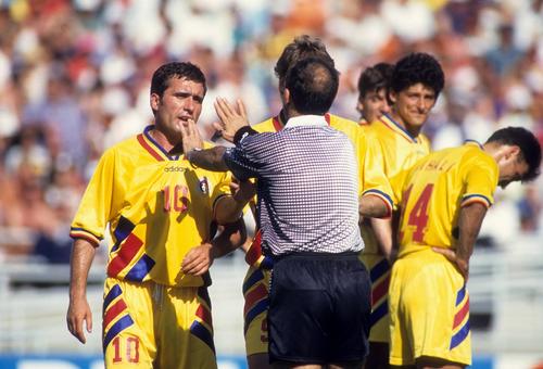 Gică Hagi a fost jucătorul român cel mai aproape să câștige Balonul de Aur. Foto: Imago