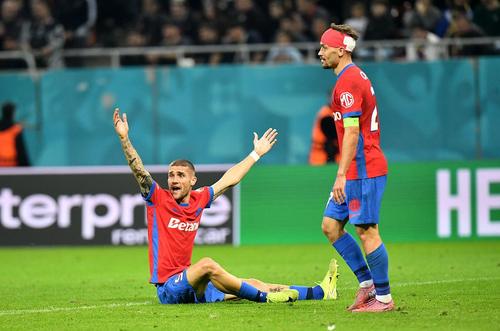 FCSB are 82% șanse să evolueze în play-out, iar Florin Răducioiu crede că roș-albaștrii nu ajung în top 6