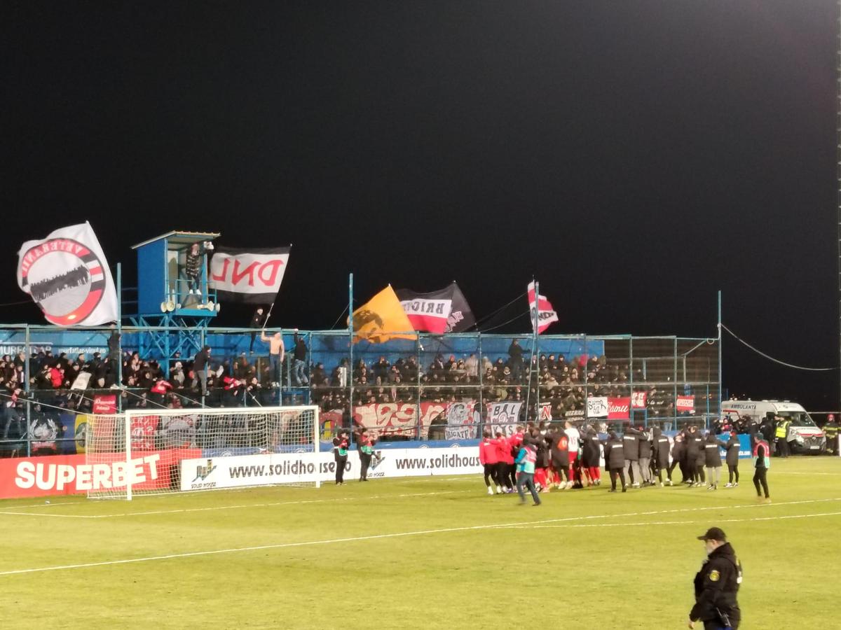 Ce nu s-a văzut la TV în Farul Constanța - Dinamo 2-3
