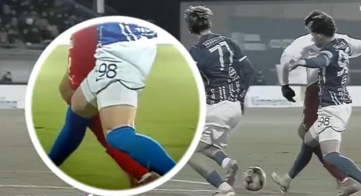 Musi a cerut penalty în Farul - Dinamo/ foto: captură Digi Sport