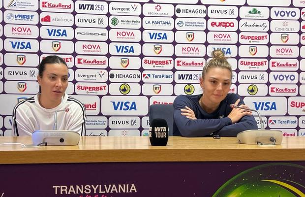 „DJ-ul să mă contacteze!” » „Terapie de grup” la conferința de presă a lui Jaqueline Cristian și Gabriela Ruse