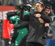 Imagine memorabilă, după Farul - Dinamo: Florentin Petre i-a sărit în spate victoriosului Kopic. Foto: sportpictures.eu