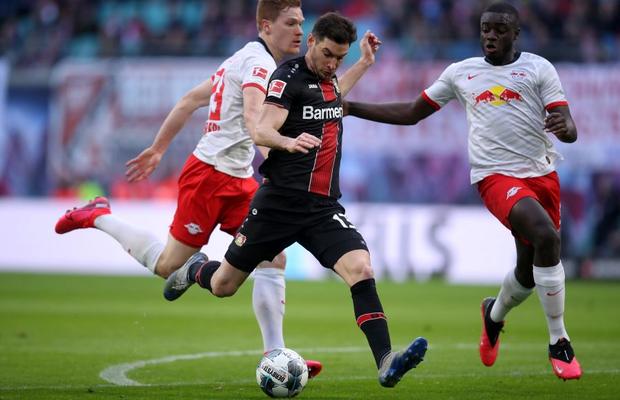 RB Leipzig a expulzat 20 de fani japonezi de pe stadion, de teama coronavirusului! Niponii, lăsați mască de comportamentul nemților