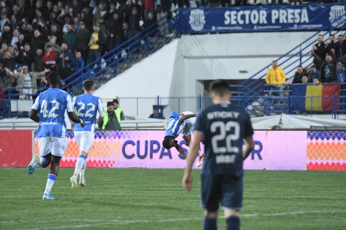 Poli Iași - Craiova 3-2, Cupa României // VIDEO+FOTO Thriller! Ieșenii se califică în semifinalele Cupei României cu gol în prelungiri