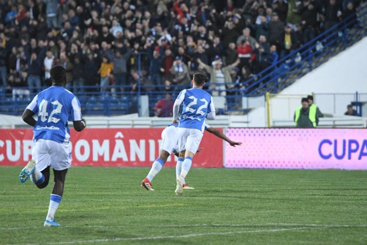 POLI IAȘI - CRAIOVA 3-2 // Corneliu Papură, declarația serii: „Am plătit cash. Ceea ce s-a întâmplat pe final a fost deranjant”