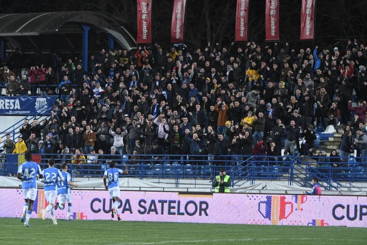 Poli Iași - Craiova 2-0, Cupa României // liveTEXT, FOTO + VIDEO ACUM » Gol senzațional reușit de Horșia