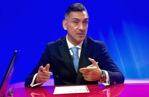 Ilie Dumitrescu, 52 de ani, a sesizat o diferență între Dennis Man (22, extremă dreapta) și Valentin Mihăilă (21, extremă stânga) la Parma.