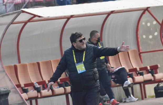 Cristi Pustai a explicat de ce a schimbat portarul la pauză: „Am mai avut experiențe de genul ăsta”
