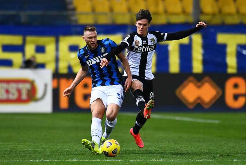 Parma, formația lui Dennis Man și Valentin Mihăilă, a fost învinsă de liderul Inter Milano, scor 1-2, și se afundă tot mai tare în subsolul clasamentului din Serie A.