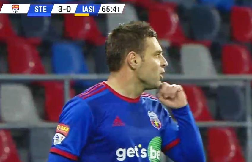 Adi Popa, singur în fața porții, nu primește pasa de la Buhăescu, apoi în bate obrazul  / FOTO: Captură @Digi Sport 1