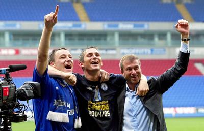 John Terry, criticat dur după ce l-a lăudat pe Abramovic: „Ar trebui să ștergi mesajul”