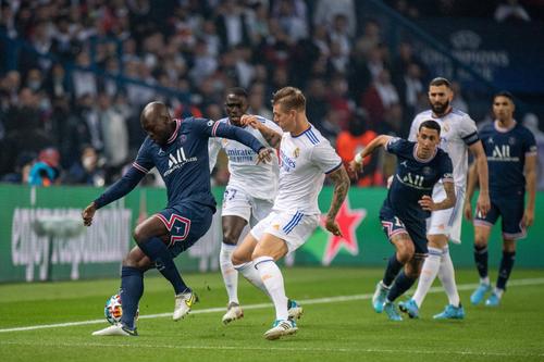 Real Madrid, probleme mari de lot » Un superstar s-a accidentat și e incert pentru returul cu PSG din Liga Campionilor/ foto: Imago