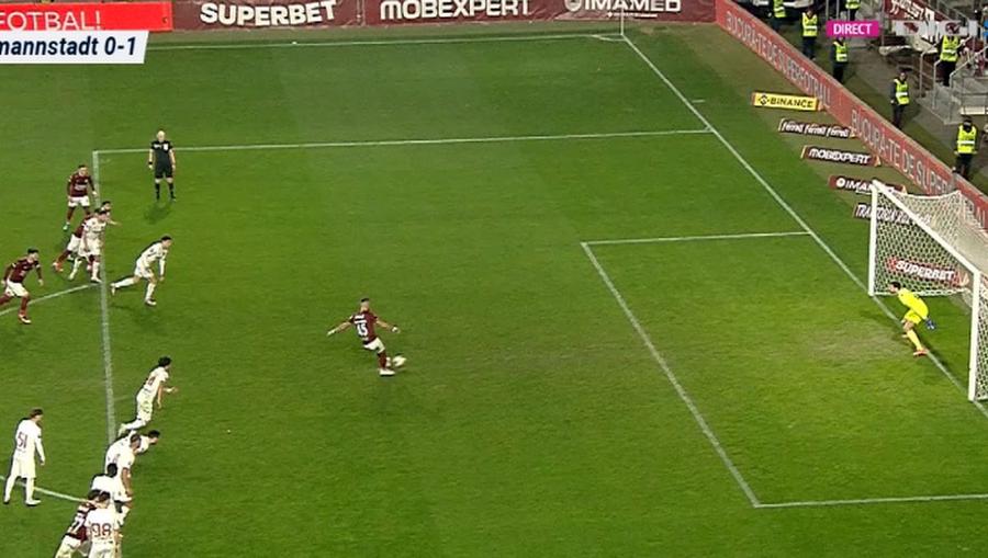 „Asta e tâlhărie! Sunteti legați la ochi?!” » Reacții nervoase după penalty-ul primit ușor de Rapid în prelungiri: „E rea intenție!”