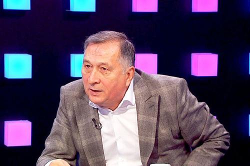 Ion Crăciunescu (72 de ani) l-a atacat din nou pe Kyros Vassaras (57), președintele CCA din 2014.