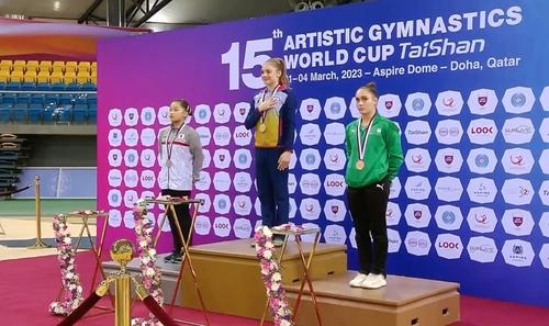 Podiumul de la sol, cu Sabrina pe prima treaptă FOTO FIG