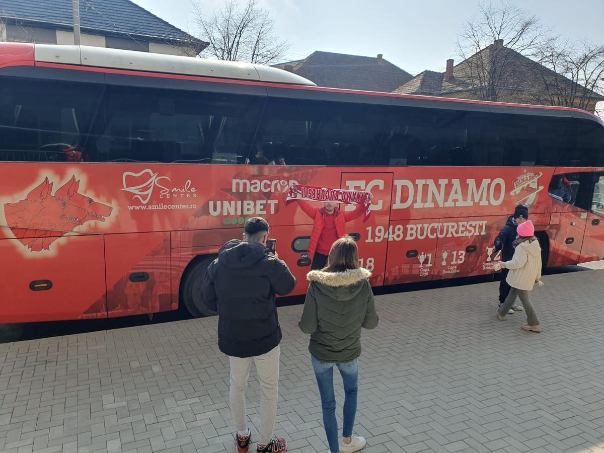 Senzațional: Dinamo - Poli Timișoara e sold-out, cu 5 zile rămase până la meci! Biletele s-au epuizat în 24h