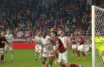 „Asta e tâlhărie! Sunteti legați la ochi?!” » Reacții nervoase după penalty-ul primit ușor de Rapid în prelungiri: „E rea intenție!”