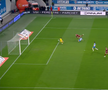 primul penalty pe care Rapid ar fi trebuit să-l primească la Craiova, foto: captură de ecran Orange Sport