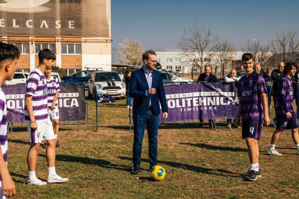 Au început lucrările la stadionul „Eroii Timișoarei”