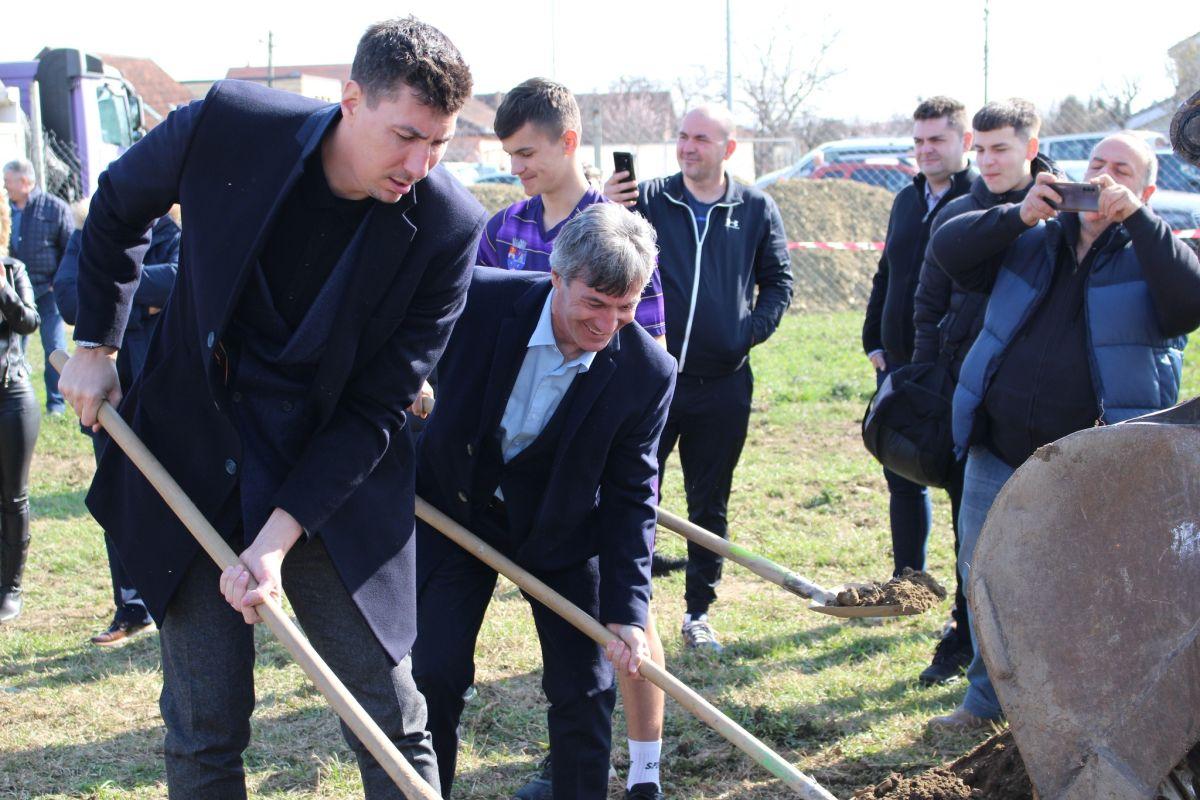 Au început lucrările la stadionul „Eroii Timișoarei”