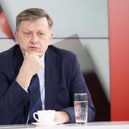 Crin Antonescu, invitatul emisiunii „Prietenii lui Ovidiu”. FOTO: Ionuț Iordache (GSP)