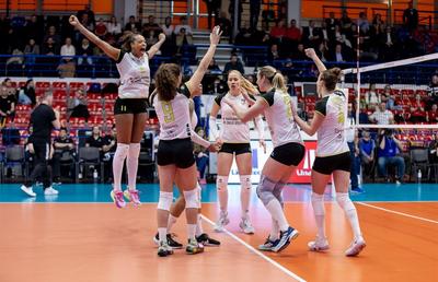 Volei Alba Blaj, victorie electrizantă în turul semifinalelor Cupei CEV, revenind de la 1-2 la seturi cu Vasas Budapesta!