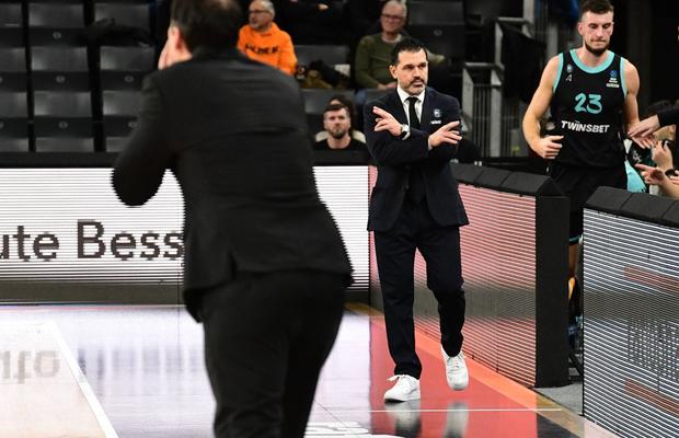 Momente tensionate după victoria celor de la U-BT Cluj-Napoca! Antrenorul adversarilor a reclamat două faze de arbitraj: „Ar fi fost total diferit”