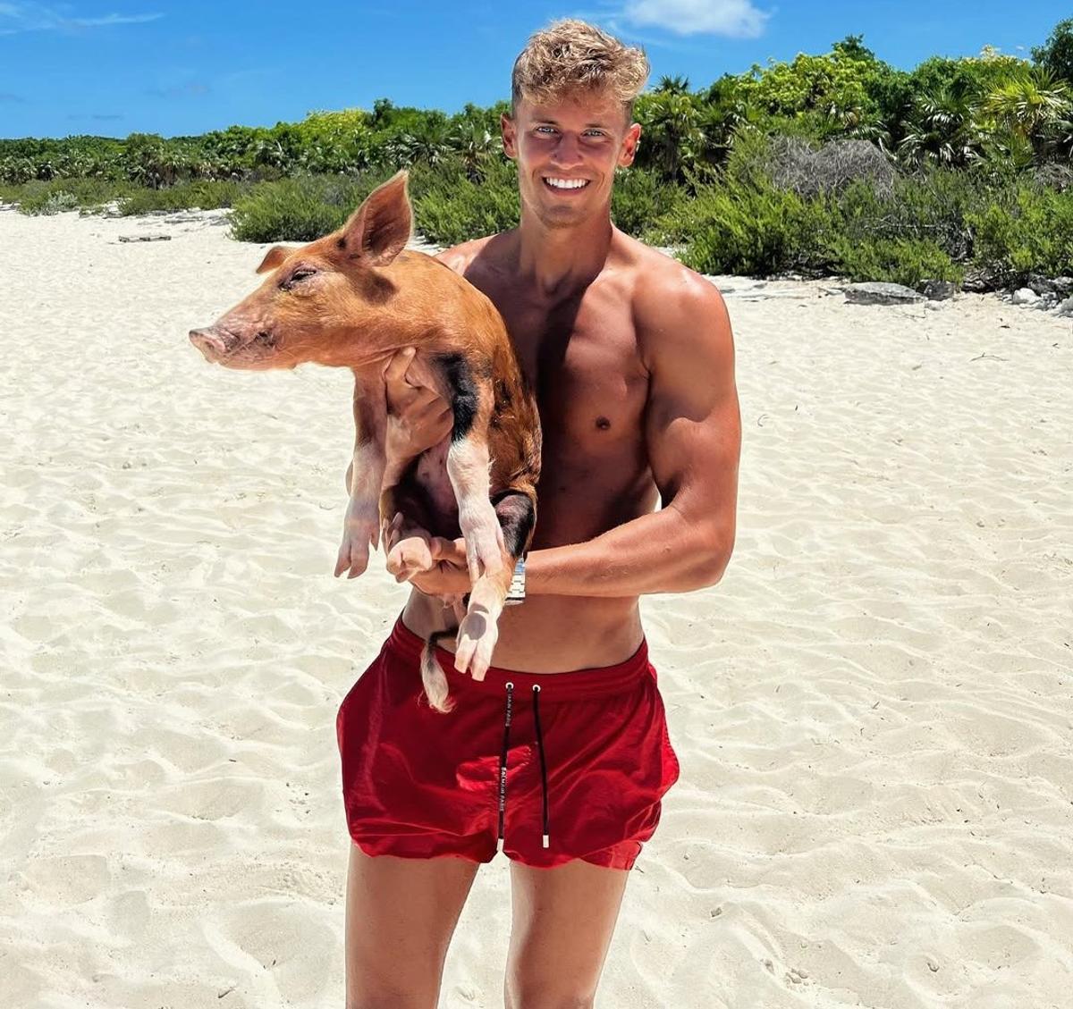 Marcos Llorente și soția Patricia