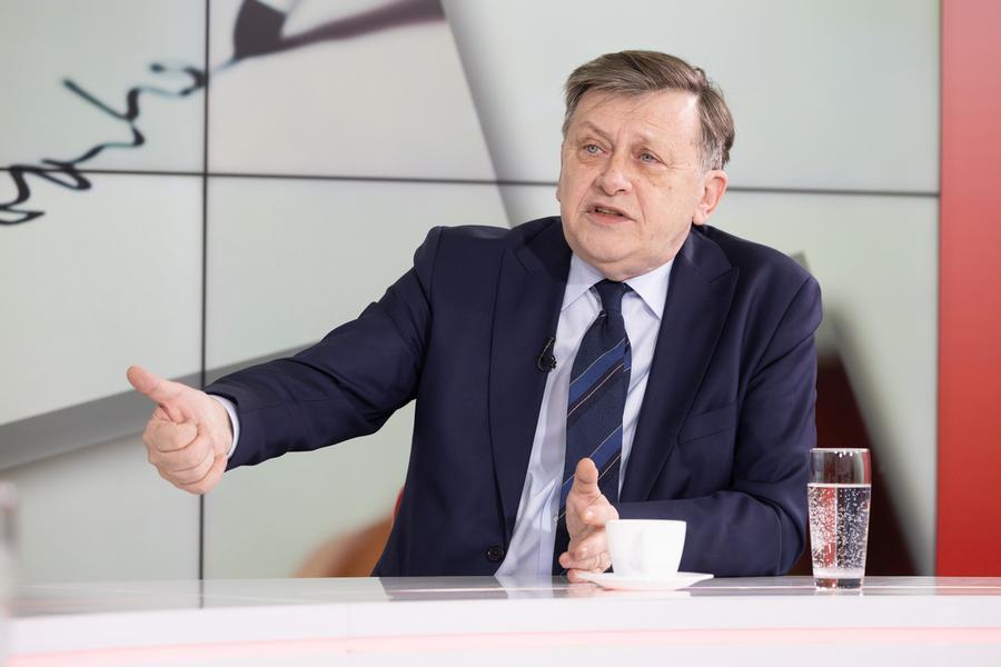 Crin Antonescu (candidat PSD-PNL-UDMR) Alegeri prezidențiale 2025 » Numărătoarea voturilor în TIMP REAL: George Simion vs Nicușor Dan, în marea finală din turul 2