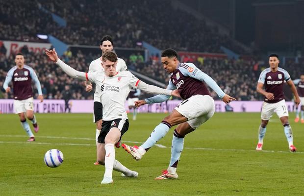 Incredibil! Liverpool îi mărește unui jucător salariul cu 650 la sută! » 12 meciuri i-au fost de ajuns!